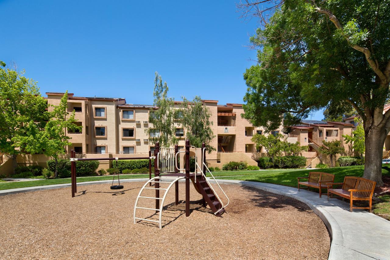 Oakwood Silicon Valley Sunnyvale Exterior photo